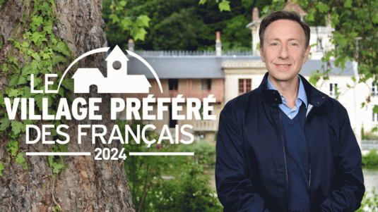 Stéphane Bern repart sur les routes de France et d’Outre-mer à la découverte de 14 villages d’exception